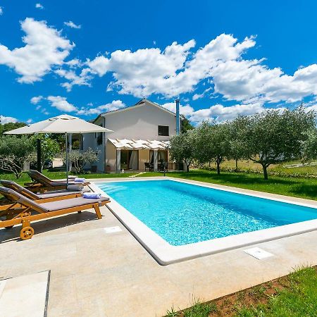 Pool Premium Apartment Vrsar Exterior foto