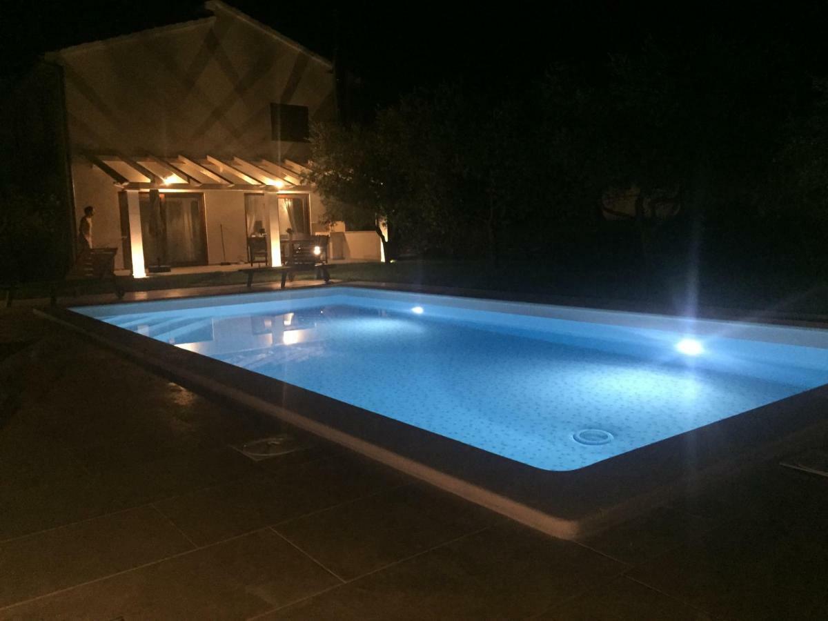 Pool Premium Apartment Vrsar Exterior foto